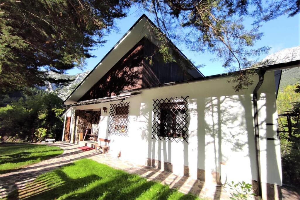 El Chalet De La Poza - Rio, Barbacoa, Wifi, Zona De Trabajo, Vistas. Lebena Exterior foto